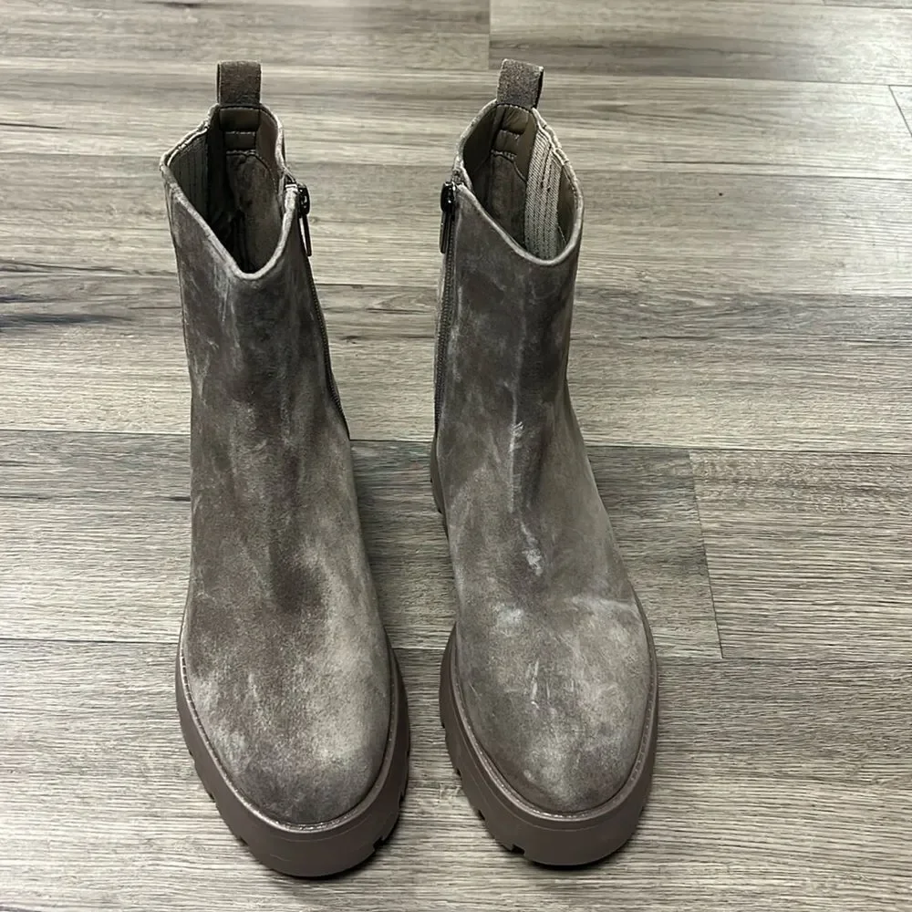 Vince Camuto Gray Suede Chelsea Boots US 8.5